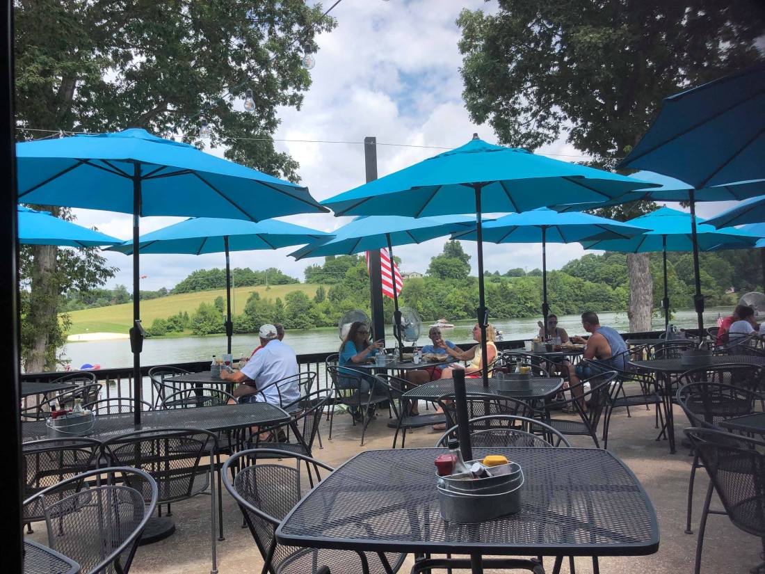 64856773_1298033600375062_2923250927450193920_n