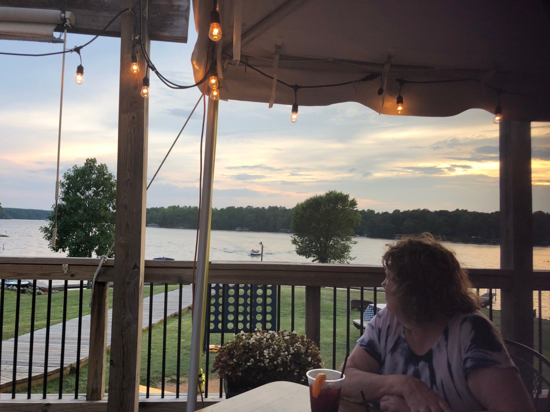 66449820_2293867114186468_2135206410969939968_n